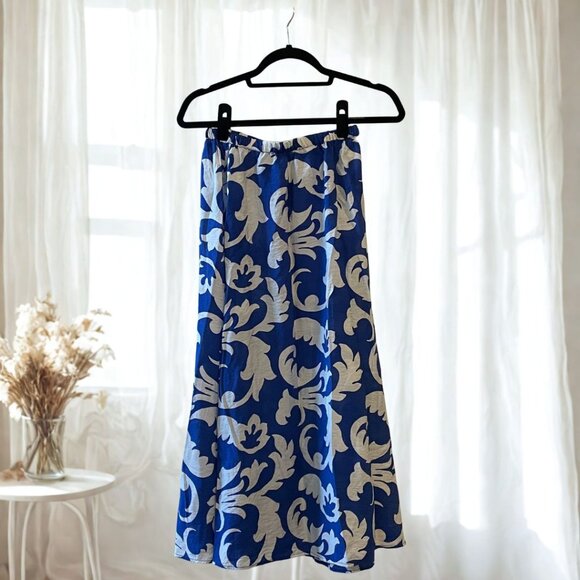 H&M midi skirt, elastic waist, blue & white, size xs fit 2-6, light weight, boho - Picture 1 of 6